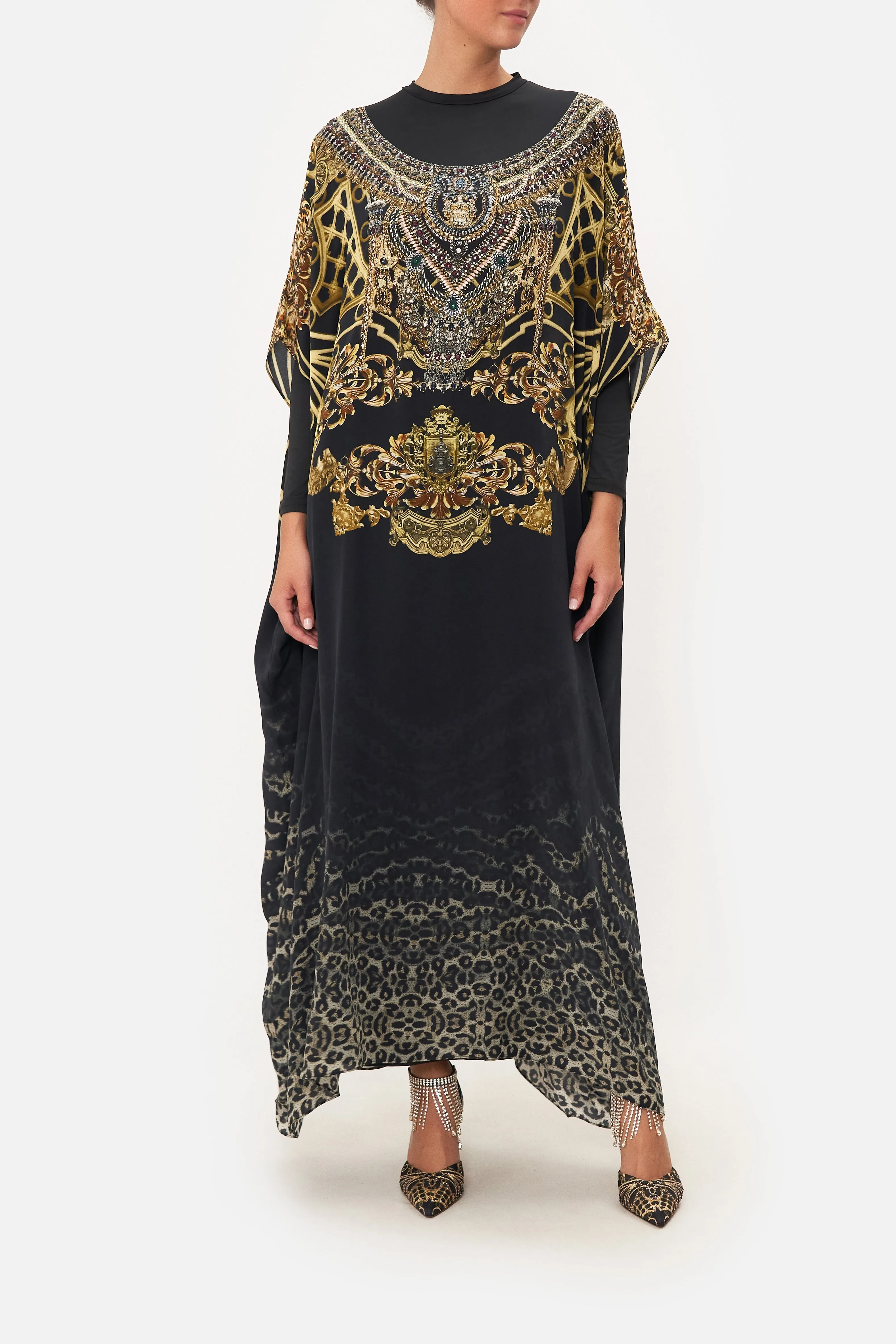 ROUND NECK KAFTAN SHADOWS OF ARMADA