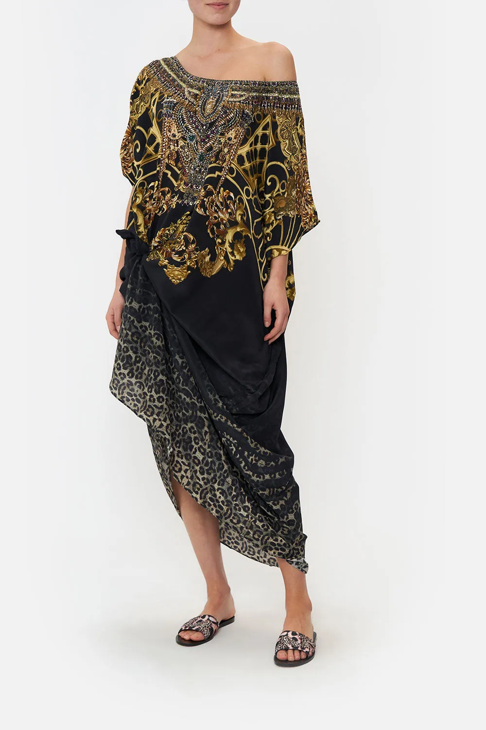 ROUND NECK KAFTAN SHADOWS OF ARMADA