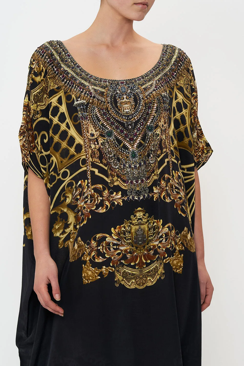 ROUND NECK KAFTAN SHADOWS OF ARMADA